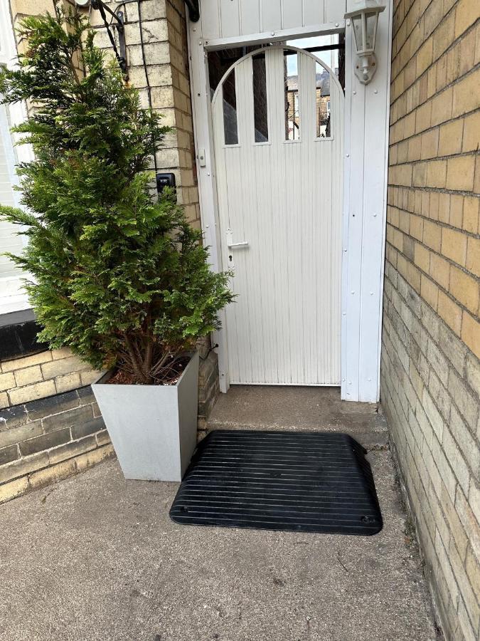 Self Contained Garden Flat Newly Refurbished Appartamento Bridlington