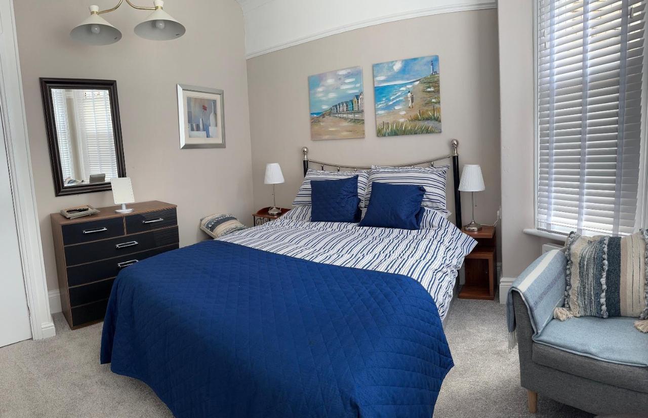 Self Contained Garden Flat Newly Refurbished *