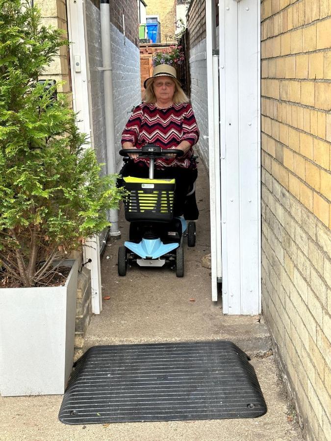 Self Contained Garden Flat Newly Refurbished Bridlington