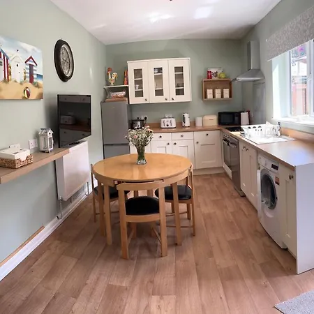 Self Contained Garden Flat Newly Refurbished Apartment Bridlington Exterior photo