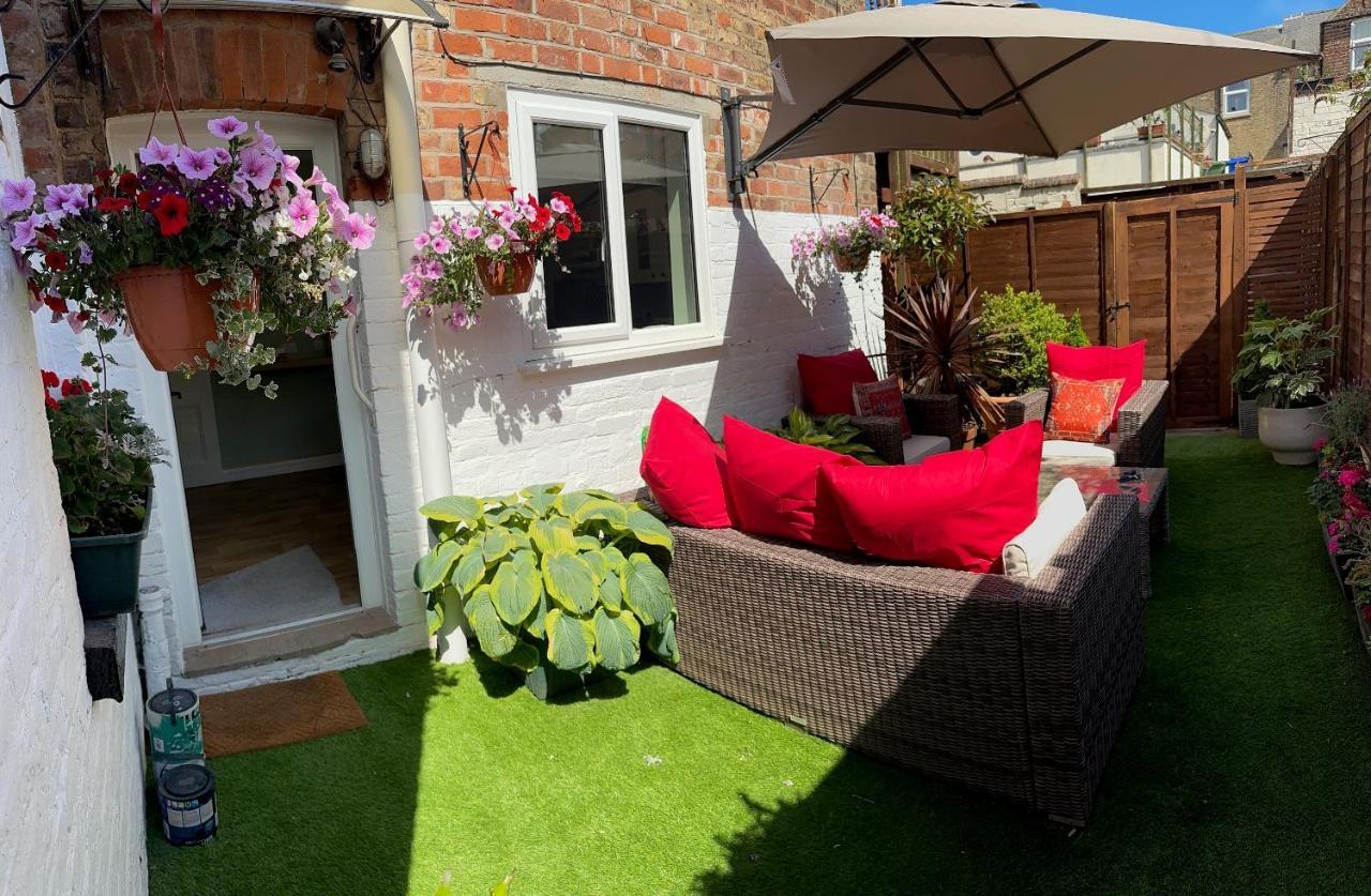 Apartment Self Contained Garden Flat Newly Refurbished Bridlington